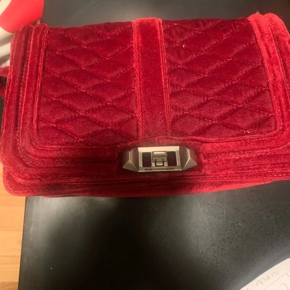 Rebecca Minkoff quilted red velvet cross body bag - Picture 2 of 9